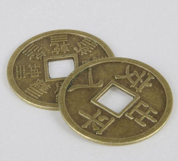 veľká čínska minca vhodná aj do peňaženky
